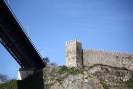 A Ponte E O Castelo 