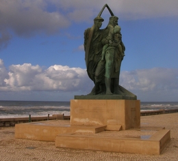 Monumento ao Pescador ( Mira Praia ) 