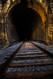THE TUNNEL 