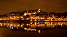 Vista para o Porto___ à noite___ 