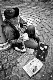 Homeless Musician 