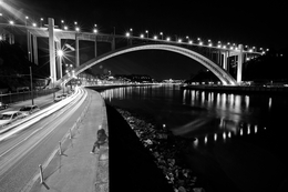 Porto by night 