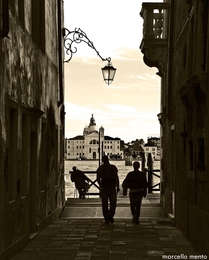 A walk to Venice 