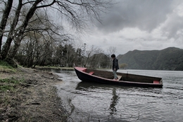 O MENINO E O BARCO 