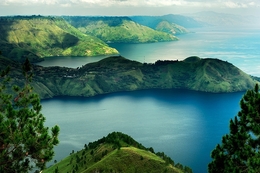 lake toba 