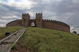 TESOUROS DE PORTUGAL - CASTELO DE ARRAIOLOS 