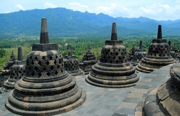 candi 