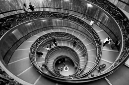 Escadaria dos Museus do Vaticano 