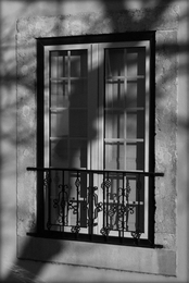  Sombras na janela 