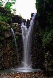 batu gede waterfall 