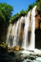 Pekalen Waterfall 