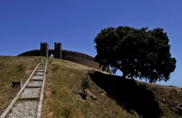 A PORTA DE SANTARÉM - ARRAIOLOS 