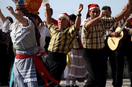 E continua a dança 