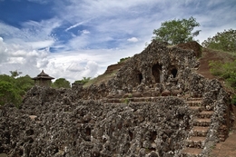 Cave Sunyaragi 