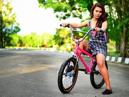 BMX girl's style 