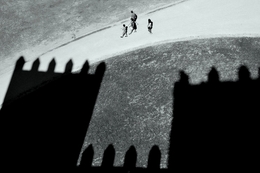 Na sombra do castelo 