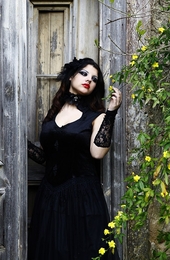 Gothic Woman 