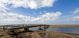 A ponte para a praia 