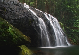 resun waterfall ( Lingga Island ) 