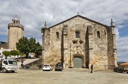 CENTRO HISTÓRICO - FREIXO DE ESPADA À SINTA 