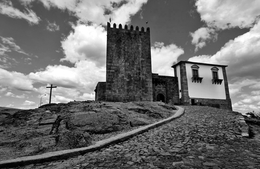 CASTELO DOS CABRAIS - BELMONTE 