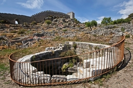 A CISTERNA DO CASTELO MEDIEVAL DE NUMÃO 