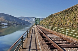 PONTE FERROVIÁRIA DE FERRADOSA 