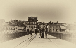 Passeando na Ponte Romana 