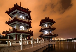 Twin Pagodas 