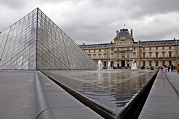 Louvre_________Grande Pirâmide 