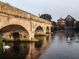 Ponte sobre o rio Avon 