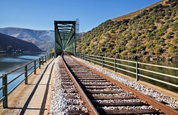 PONTE FERROVIÁRIA DE FERRADOSA 