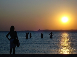 Contemplando o ASTRO REI, em Canakkale. 