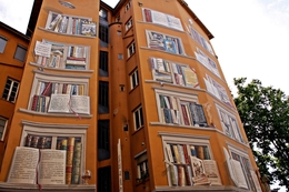 A Biblioteca _____Lyon 