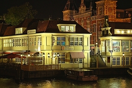 Amesterdam by night 