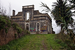 Casa Antiga____________Abandonada! 