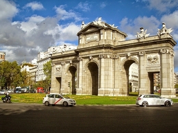 Puerta De Alcalá 