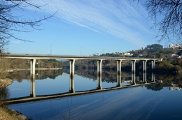 Reflexos no Tâmega... 