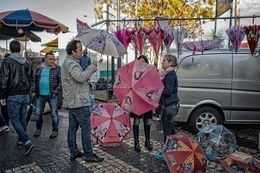 A vendedora de guarda-chuvas 