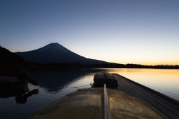 Mt. Fuji and Lake Tanuki 