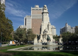 Monumento à Miguel de Cervantes ( Madrid ) 