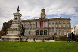 Praça Infante D. Henrique 