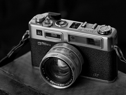 a yashica 