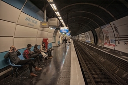 No metro em Paris 