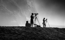 Os fotógrafos das ilhas de bruma .  