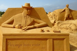 Esculturas na areia... 