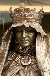 Estatua viva - Rainha Santa 