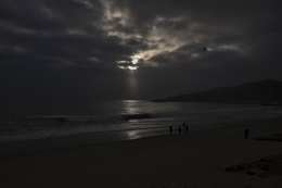 Luz no meio do mar 