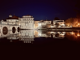 Chaves by night 